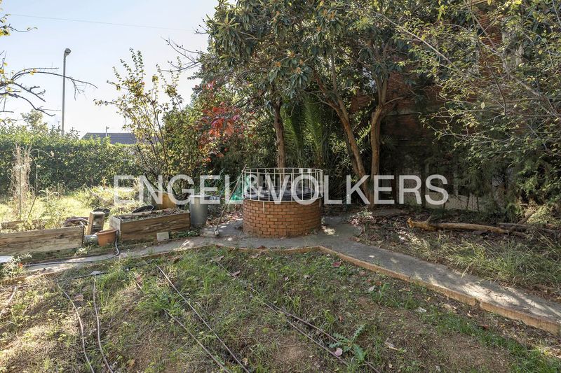 Foto aafe88a2-70a7-48af-9f97-52f77d6c6f3c. Casa amb calefacció aparcament a Sant Gervasi - Bonanova Barcelona