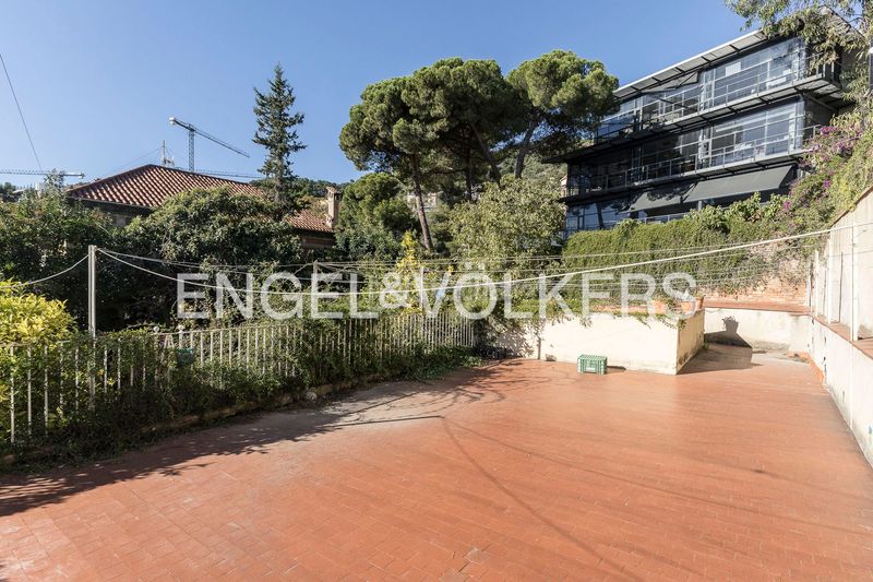 Foto d0c773ea-c9ac-401b-81eb-00faee5e7f49. Casa amb calefacció aparcament a Sant Gervasi - Bonanova Barcelona
