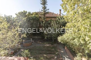 Casa en Sant Gervasi - Bonanova. Maravillosa propiedad en bonanova con gran potencial