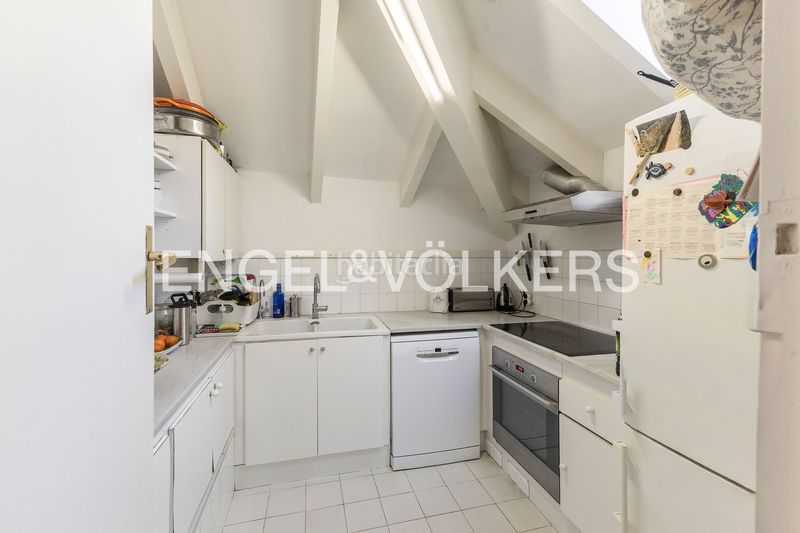 Foto fb5b97b9-1b61-4d17-a1a3-a11f8e84ee98. Casa amb calefacció aparcament a Sant Gervasi - Bonanova Barcelona