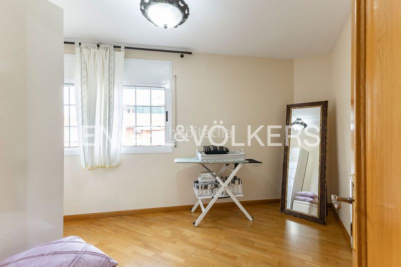 Foto 16d2e8ee-16ab-493a-b608-75c22b6114e6. Casa amb calefacció aparcament a Sarrià Barcelona