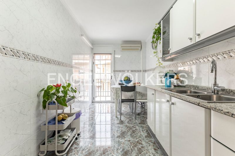 Foto a9463bd6-a280-45df-8c15-ea80caf57c74. Casa amb calefacció aparcament a Sarrià Barcelona