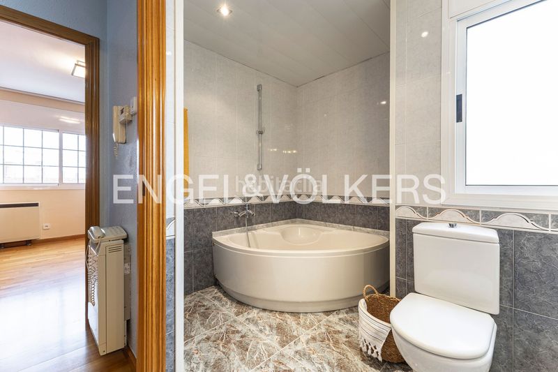 Foto 151ae778-2825-4085-9e91-9e4482f63666. Casa amb calefacció aparcament a Torrent Ballester Viladecans