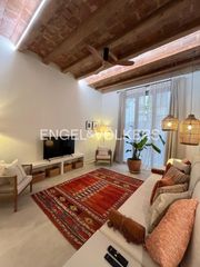 Lloguer Pis a Dreta de l´Eixample. Encantador apartamento totalmente renovado, en el centro de barc