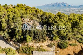Casa in Corbera de Llobregat. Exclusiva casa independiente en corbera de llobregat 341 m, el l