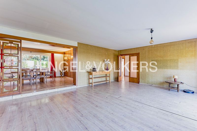Foto 5878876d-0406-41c1-ab56-84d75e19f040. Casa amb calefacció aparcament a Corbera de Llobregat