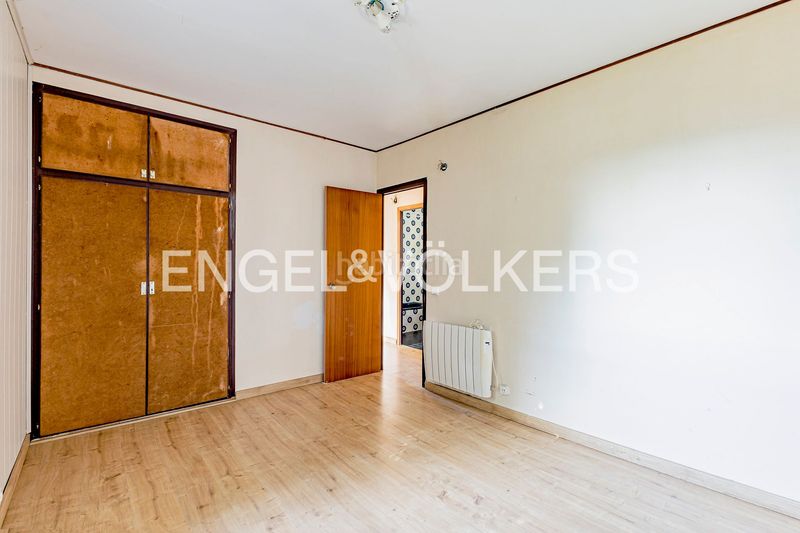 Foto 65e14edb-5e1e-4e90-be0c-dc86a6e9ee78. Casa amb calefacció aparcament a Corbera de Llobregat