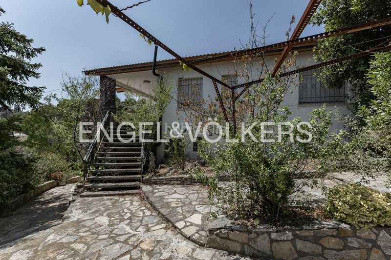 Foto 67362594-dbc5-4ab5-b81d-7b68d18d606e. Casa amb calefacció aparcament a Corbera de Llobregat