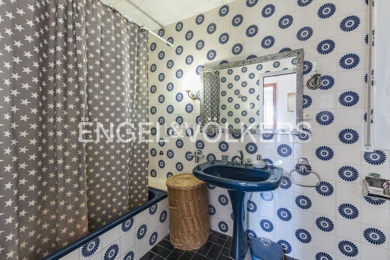 Foto 7602d9a4-b0d5-4996-9f42-8e892d300164. Casa amb calefacció aparcament a Corbera de Llobregat
