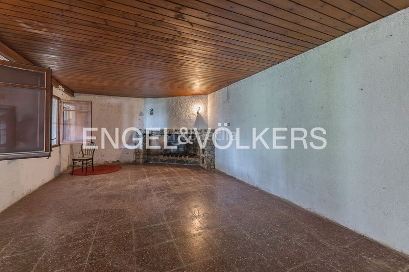 Foto aab5dea5-714a-4533-8e01-80e68ae25204. Casa amb calefacció aparcament a Corbera de Llobregat