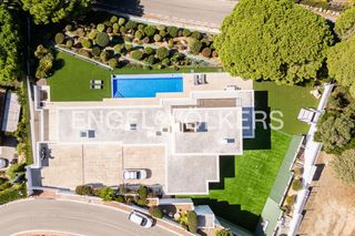 Maison à Supermaresme. Villa mediterránea con vistas al mar en supermaresme