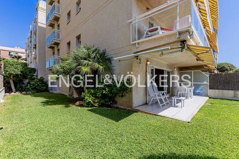 Foto 00fb42fd-1ece-4de6-9a21-d68b1795757f. Planta baixa amb calefacció piscina a L´Estany Calafell