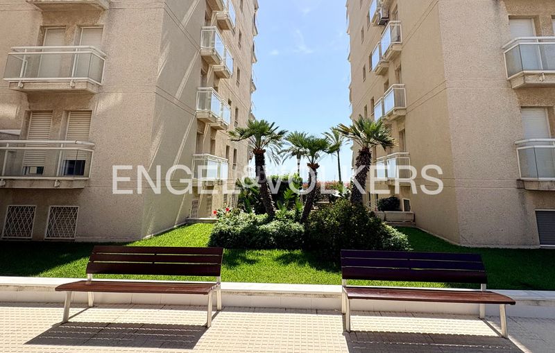 Foto 75fe0309-287a-4609-a8a5-663aa3c8803e. Planta baixa amb calefacció piscina a L´Estany Calafell