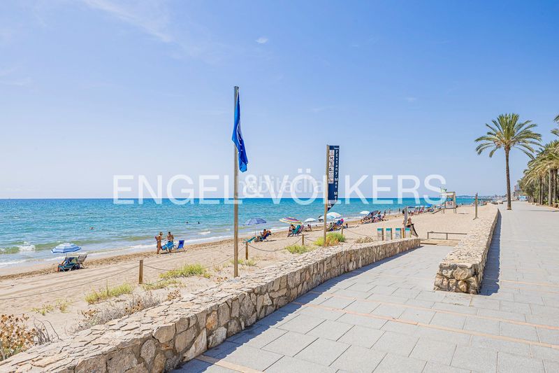 Foto 9a84fe2e-060c-4ccb-a676-a132152390e1. Planta baixa amb calefacció piscina a L´Estany Calafell