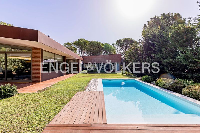Foto 01dbb917-2988-4c67-9ba0-a0f1e390ed95. Casa amb calefacció aparcament piscina a Begues