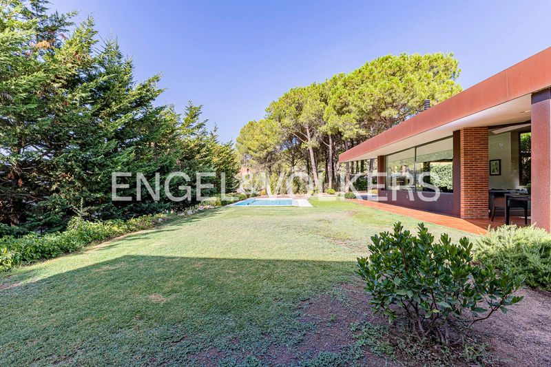 Foto 7fde2625-2841-4b7a-8118-91e95edc0559. Casa amb calefacció aparcament piscina a Begues