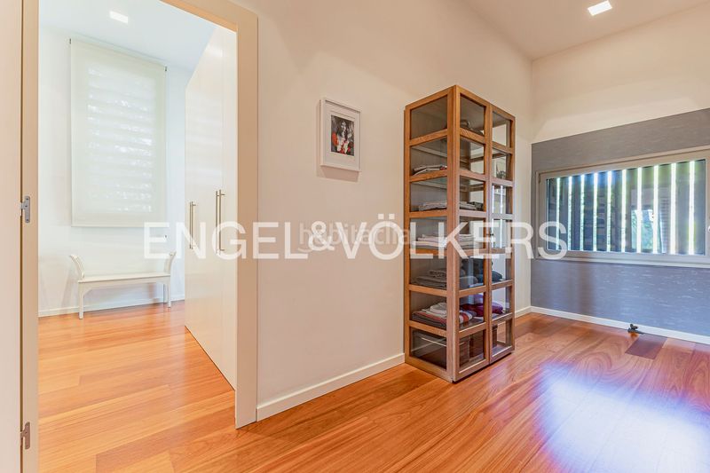 Foto a3d7f6dd-9995-48cb-a986-ab451ae245ab. Casa amb calefacció aparcament piscina a Begues