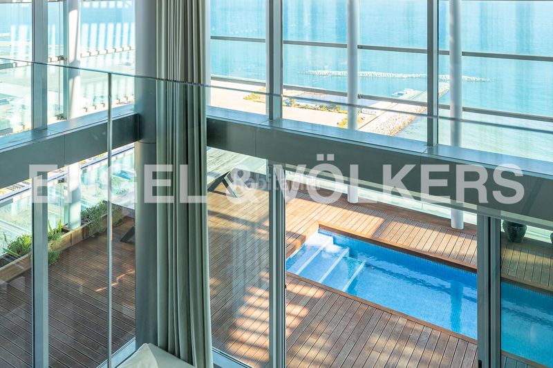 Foto c905a508-51bd-497c-a0f8-a3ed985482b5. Lloguer àtic amb calefacció aparcament piscina a Barcelona