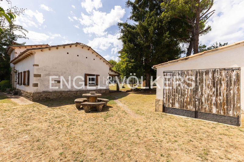 Foto 5116fbac-7f93-4717-97e4-5b3c900e650e. Casa amb calefacció piscina a Tona