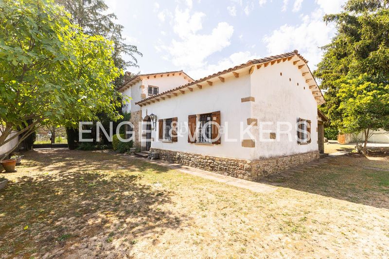 Foto b46c1c61-7c81-4708-ae15-71e2c5743395. Casa amb calefacció piscina a Tona