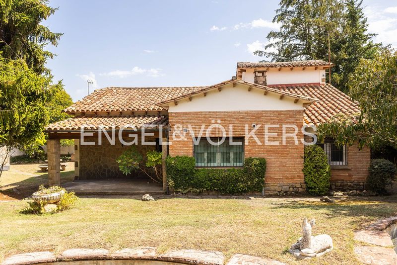 Foto ff41ac77-e40a-42fc-8eb3-6859b62ee597. Casa amb calefacció piscina a Tona