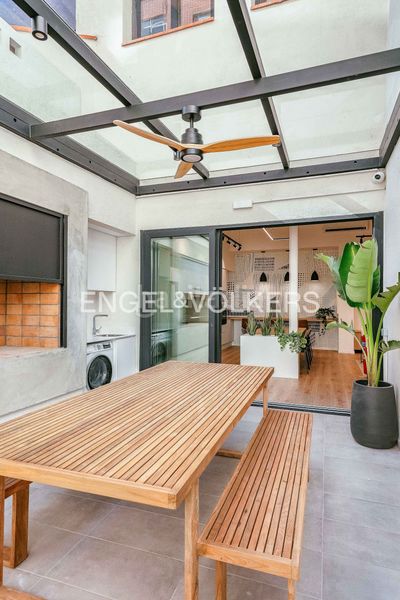 Foto e5ef554b-451b-44d0-a4e4-2de7767b3a29. Pis amb calefacció piscina a Sagrada Família Barcelona