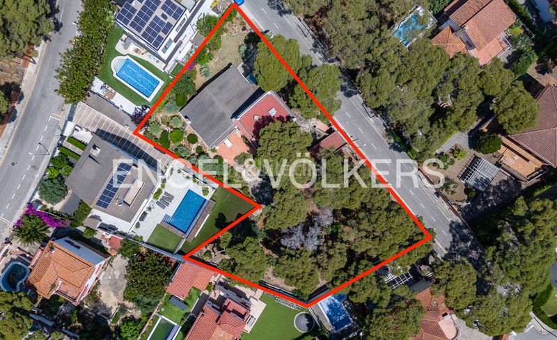 Foto b87b51e3-dfde-4bbb-b4bf-7ad9c2f3d1f4. Casa amb calefacció aparcament a Montmar Castelldefels