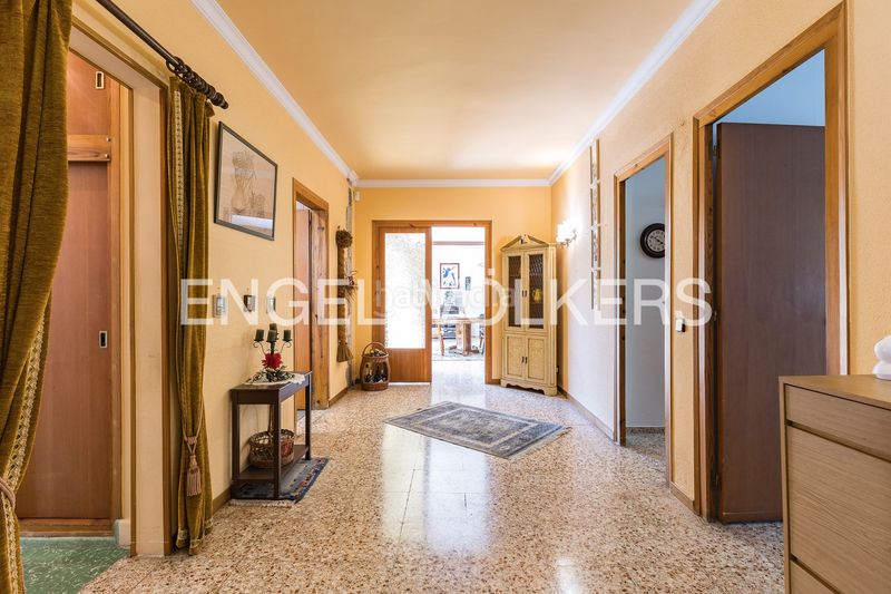 Foto d8d5ee54-ce79-4d24-ab6e-6e9d6a81e00b. Casa amb calefacció aparcament a Montmar Castelldefels