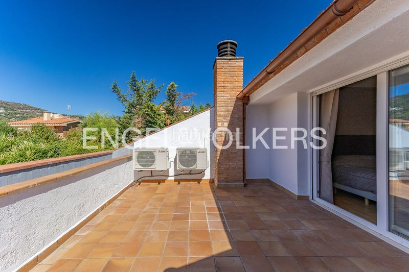 Foto 448ec540-1258-417b-8cab-c421eaaef340. Casa amb aparcament piscina a Matadepera