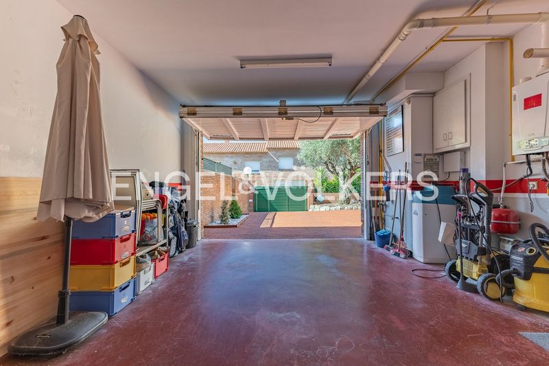 Foto a1e18da4-3042-4ac5-a090-6235677150bb. Casa amb aparcament piscina a Matadepera