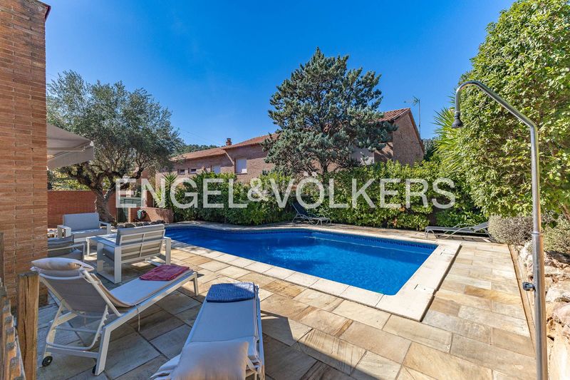 Foto bc65ed20-3816-4fb3-99df-3d5fce5c3689. Casa amb aparcament piscina a Matadepera