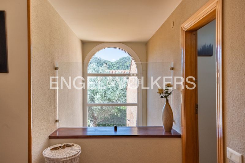 Foto df9e9df7-2f5d-4d13-8a49-b2b8b4631b85. Casa amb aparcament piscina a Matadepera