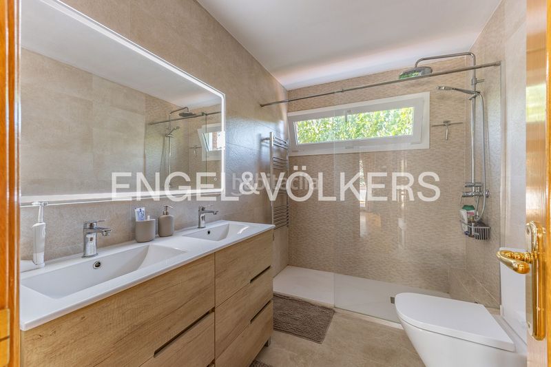 Foto edc5afb2-4511-465a-a761-80accd4c6eec. Casa amb aparcament piscina a Matadepera