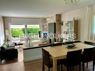 Foto e3f7bb46-a6dd-405c-a1e6-2acbec0da9d0. Casa amb calefacció aparcament piscina a Matadepera