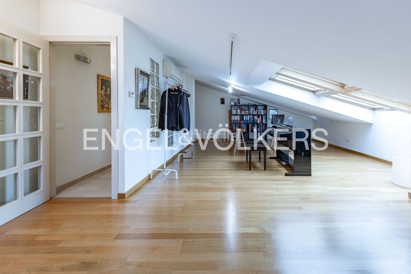 Foto 28ce2485-3333-4df7-a4c8-8b003fe05064. Ático exclusivo ático en calle verdi en Eixample Sant Cugat del Vallès
