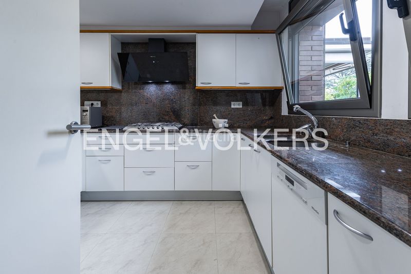 Foto 324117de-f6b5-4365-98d7-aa97110d5f33. Ático exclusivo ático en calle verdi en Eixample Sant Cugat del Vallès