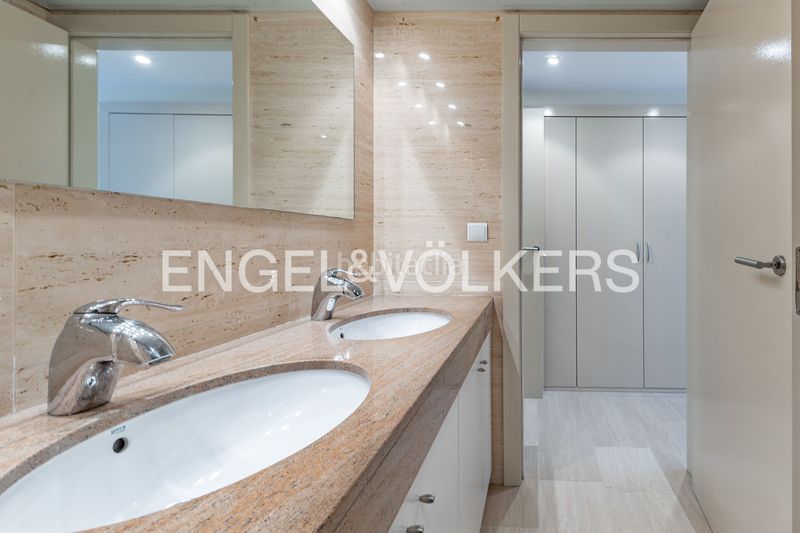 Foto 3c6e0388-14c0-4dd8-9b06-cc4b24b01cc3. Ático exclusivo ático en calle verdi en Eixample Sant Cugat del Vallès
