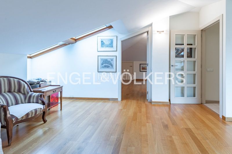 Foto 6c2713e6-6e98-4986-9881-28d9aee0b6d0. Ático exclusivo ático en calle verdi en Eixample Sant Cugat del Vallès
