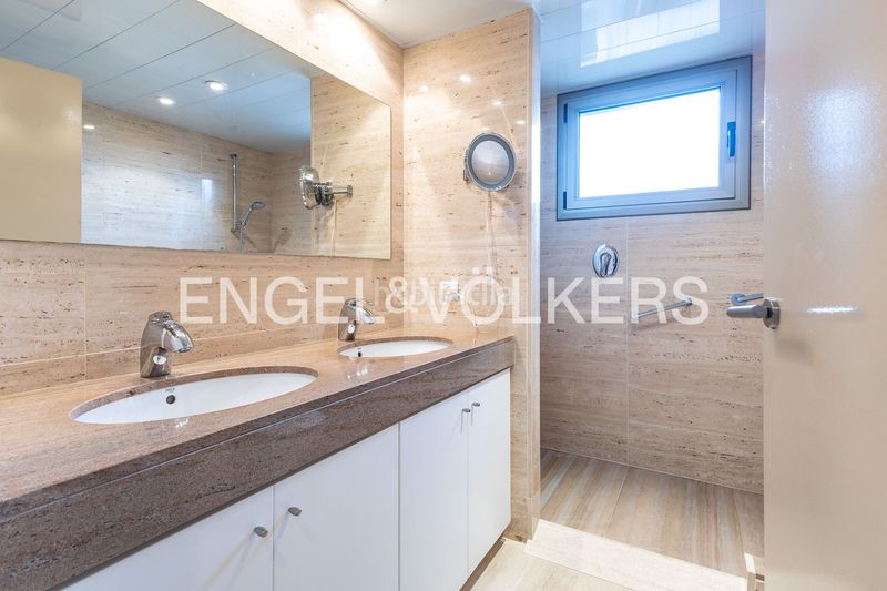 Foto 956815a4-34da-40e9-a4b2-b04f73b915e3. Ático exclusivo ático en calle verdi en Eixample Sant Cugat del Vallès