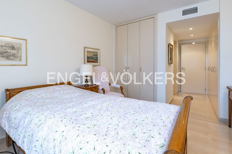 Foto b1cff1ae-aea1-4081-b75a-e2fa4ff6d322. Ático exclusivo ático en calle verdi en Eixample Sant Cugat del Vallès
