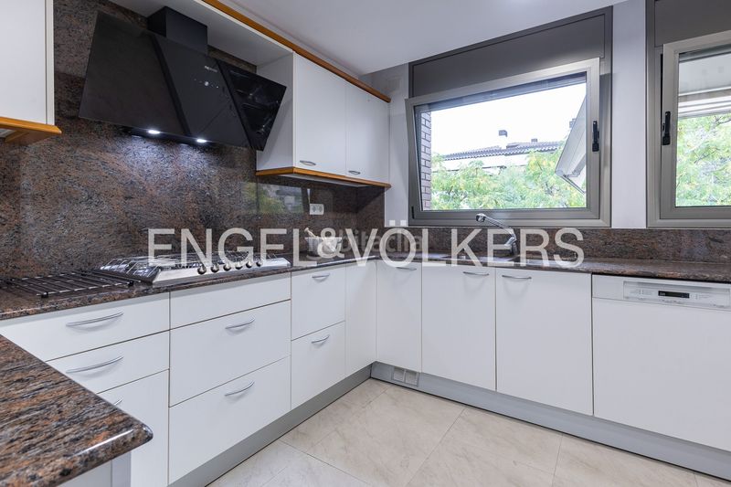 Foto cebd33bf-e5b8-4a88-a5bc-7f62cbf38643. Ático exclusivo ático en calle verdi en Eixample Sant Cugat del Vallès