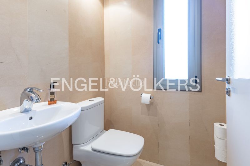 Foto da0706dd-9a24-4a5f-9120-0a3a8db1f9c0. Ático exclusivo ático en calle verdi en Eixample Sant Cugat del Vallès