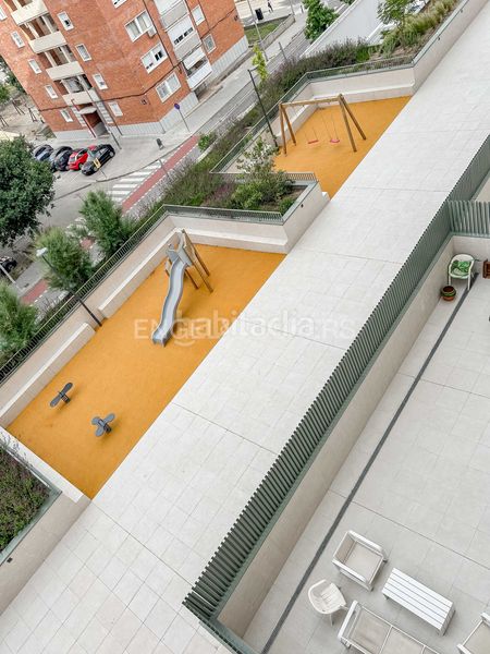 Foto 1bfbfe48-9b71-4f5b-a1f7-14622f10fa28. Lloguer pis amb calefacció aparcament piscina a Can Roca Terrassa