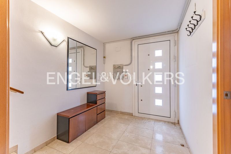 Foto 1a8bd365-6b93-45f4-b0a7-640904e81e30. Casa adossada amb calefacció aparcament a Creu Alta Sabadell