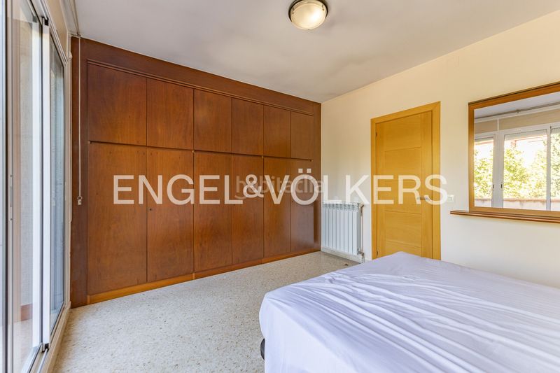 Foto c36b0af6-8854-4362-9f51-be2f068985d0. Casa adossada amb calefacció aparcament a Creu Alta Sabadell
