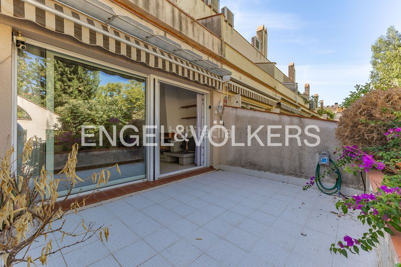 Foto d2d54656-d4f1-4937-9e5d-74e1f66d938a. Casa adossada amb calefacció aparcament a Creu Alta Sabadell