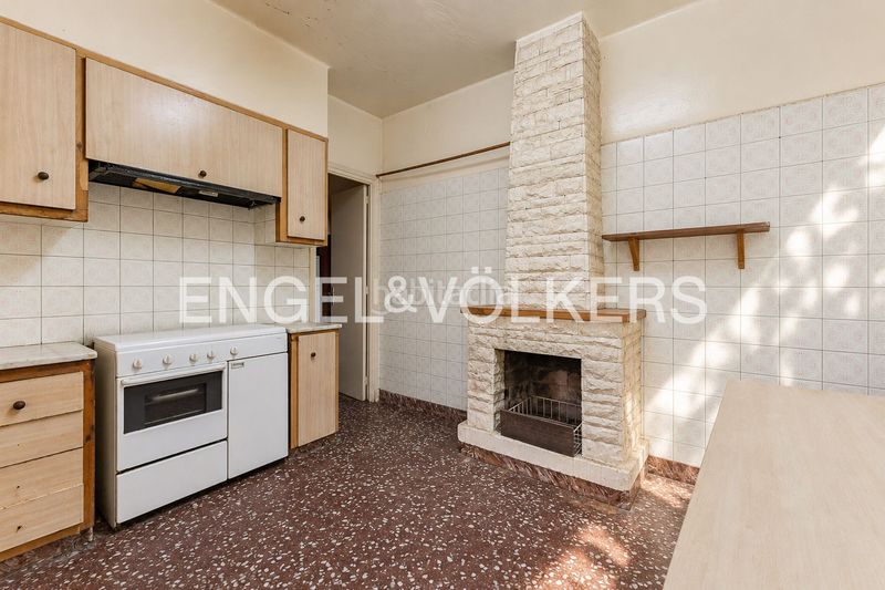 Foto e4cd26c6-5895-4fce-b0be-f92ef1a4941a. Casa adossada amb calefacció aparcament a Centre Pineda de Mar