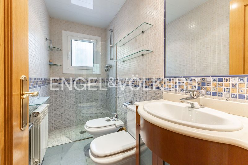 Foto 01684a69-32b4-4db6-b14b-983437928ce8. Casa amb calefacció aparcament piscina a Vallgorguina