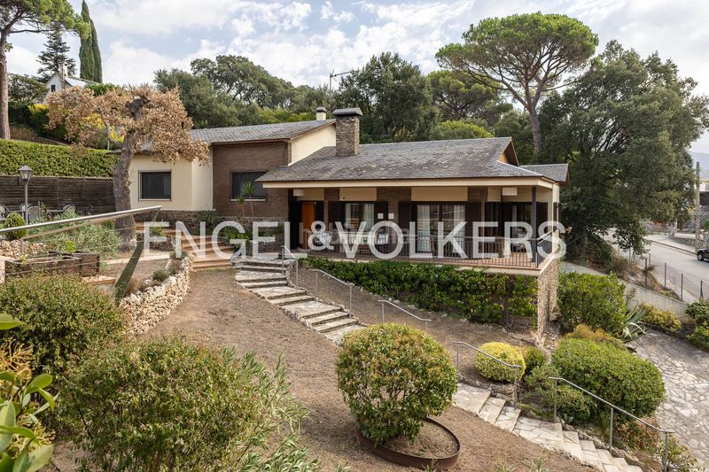 Foto a3d41972-05f4-4de3-b7e9-00c0def8a6f5. Casa amb calefacció aparcament piscina a Vallgorguina