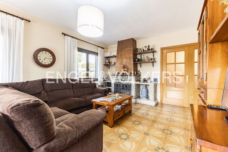 Foto b5c30831-25ff-4b54-a474-29d5a7eaebf5. Casa amb calefacció aparcament piscina a Vallgorguina